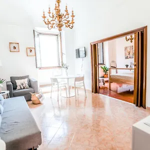 Orti 27 Trastevere - Vacation M&d , Rome Italie